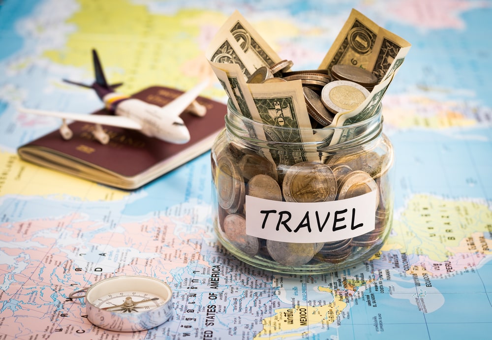 10_tips_to-travel-on-a-budget